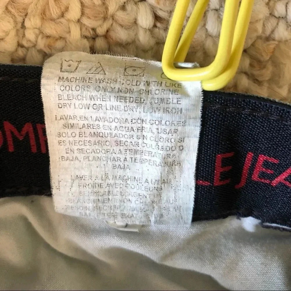 𝅺Lee the most conferable denim jeans size 8 Medium - Picture 10 of 15